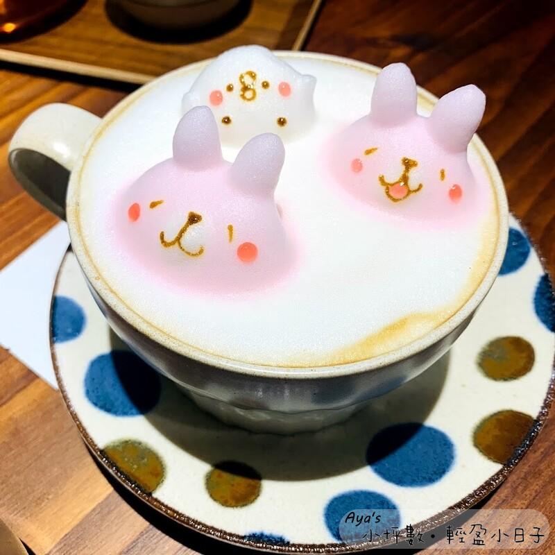 理性&感性cafe 卡娜赫拉立體拉花