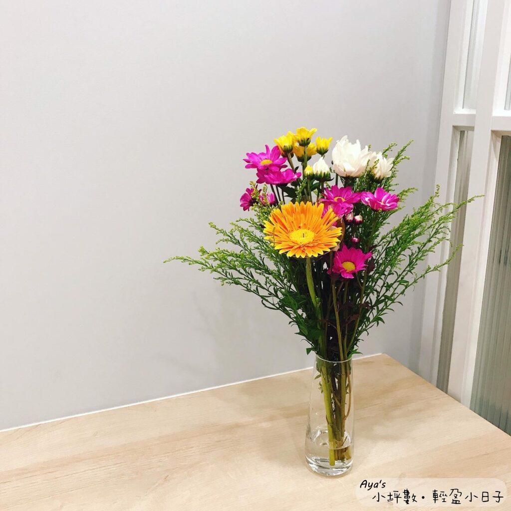 鮮花插瓶