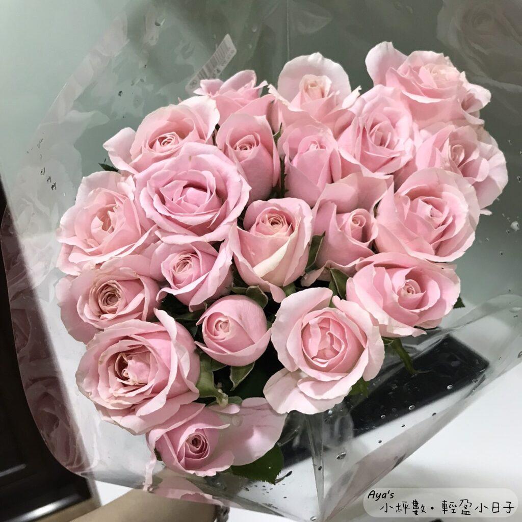 costco粉紅色玫瑰插瓶